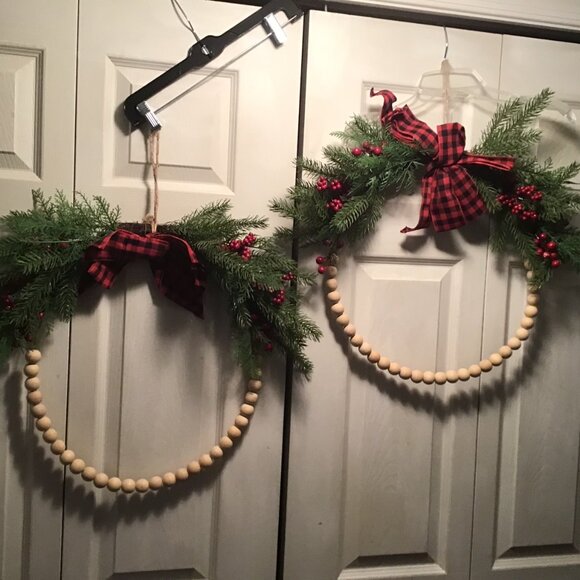 NWOT 9 pc set natural wood beaded wreaths (2) and 6 Garlands - Picture 1 of 4